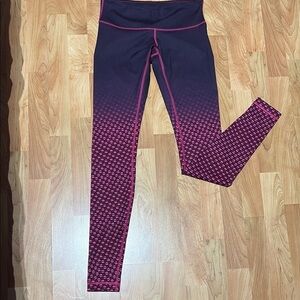 Lululemon Stylish Pink and Purple Leggings